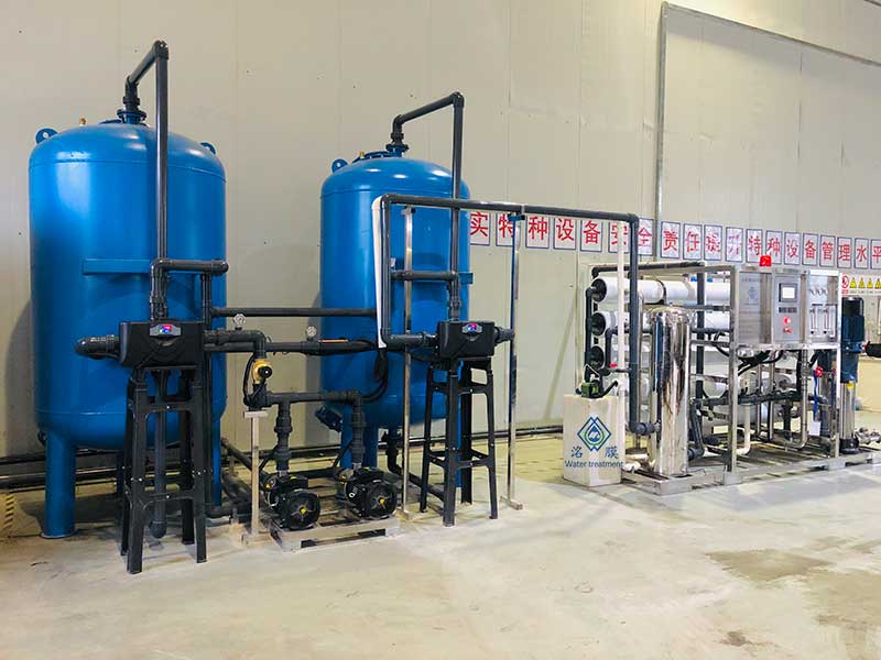工業(yè)反滲透純水設(shè)備 工業(yè)反滲透純水設(shè)備